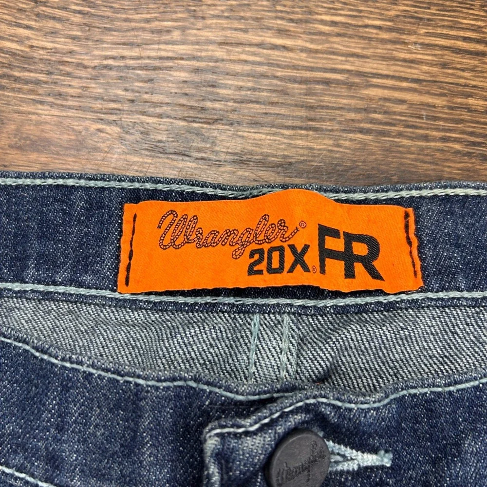 Wrangler 20X FR Jeans Mens 42x34 Blue Flame Resistant HRC2 Work Pants FR42MWD